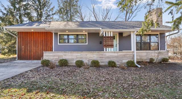 Photo of 1924 E 2nd St, Bloomington, IN 47401