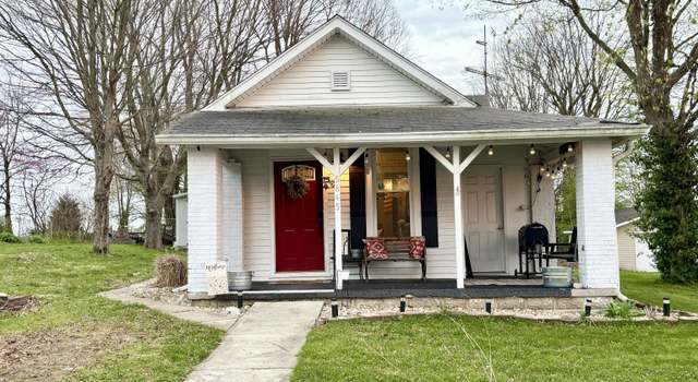 Photo of 5845 South St, Stilesville, IN 46180