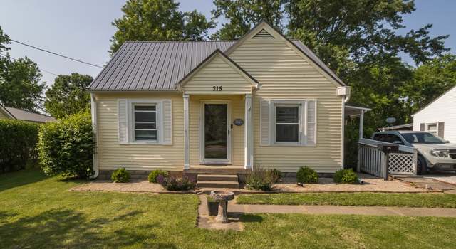 Photo of 215 Shadowlawn Ave, Greencastle, IN 46135