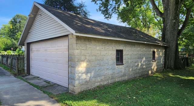 Photo of 237 N Poplar St, Morristown, IN 46161