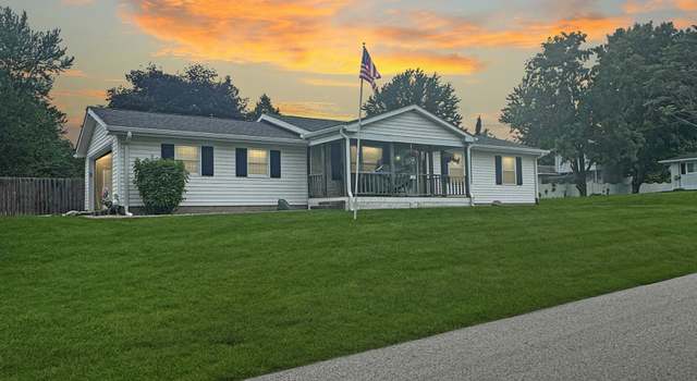 Photo of 102 Doe Creek Dr, Cloverdale, IN 46120