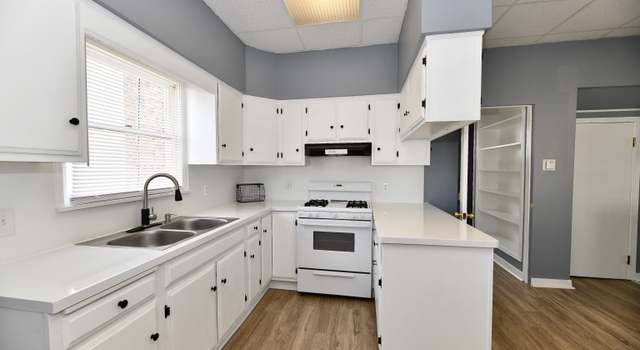Photo of 1100 Main St, Elwood, IN 46036