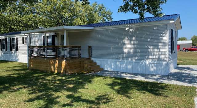 Photo of 374 Worthington St, Worthington, IN 47471
