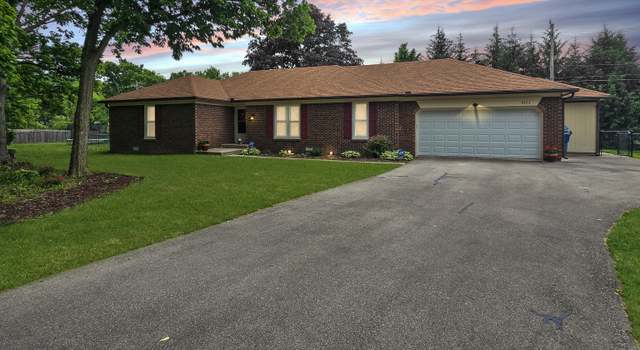 Photo of 8433 Fairwind Ct, Indianapolis, IN 46256