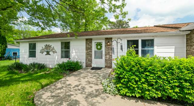Photo of 523 Park Ln, Nashville, IN 47448