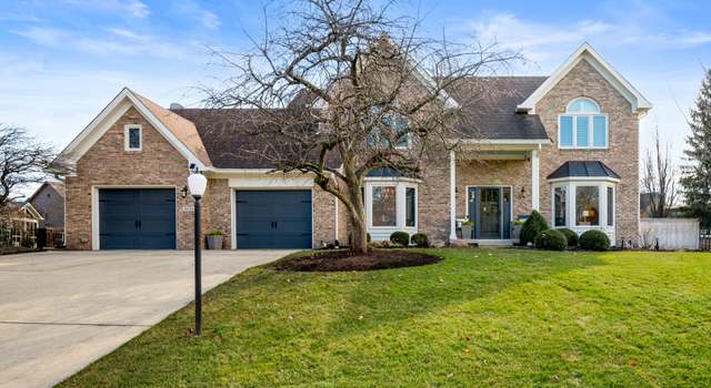 Photo of 6895 Sun River Dr, Fishers, IN 46038