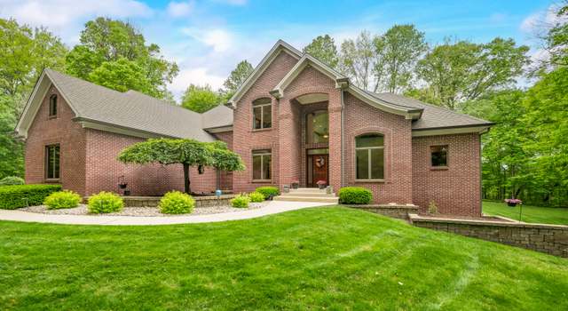 Photo of 4128 Whitetail Woods Dr, Bargersville, IN 46106