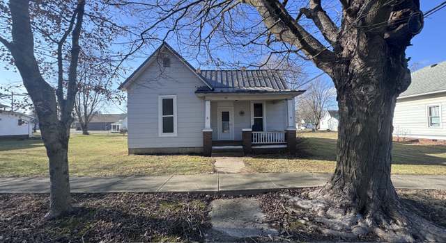 Photo of 8 N Main St, Roachdale, IN 46172