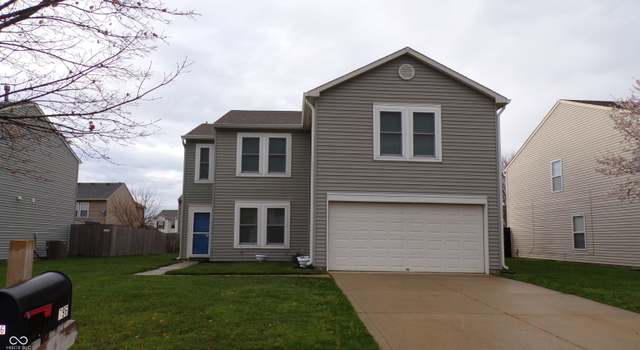 Photo of 796 Hickory Pine Dr, Whiteland, IN 46184
