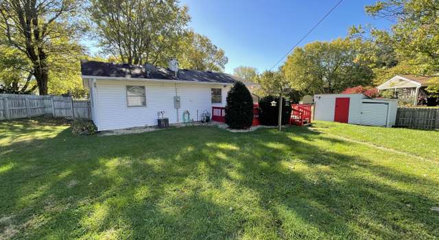 Photo of 312 S Poplar Ct, Ellettsville, IN 47429