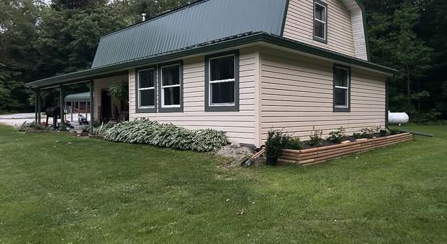 Photo of 10271 Newport Rd, Bowling Green, IN 47833