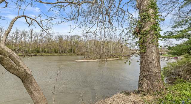 Photo of 2230 E 75th St, Indianapolis, IN 46240