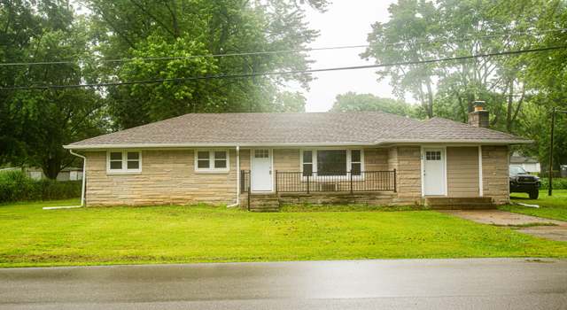 Photo of 196 Park Ave, Bargersville, IN 46106