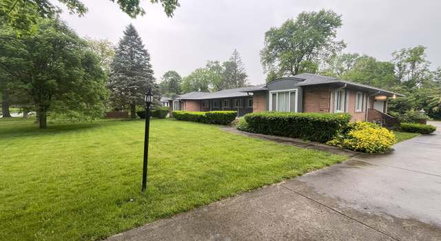 Photo of 5462 Hedgerow Dr, Indianapolis, IN 46226