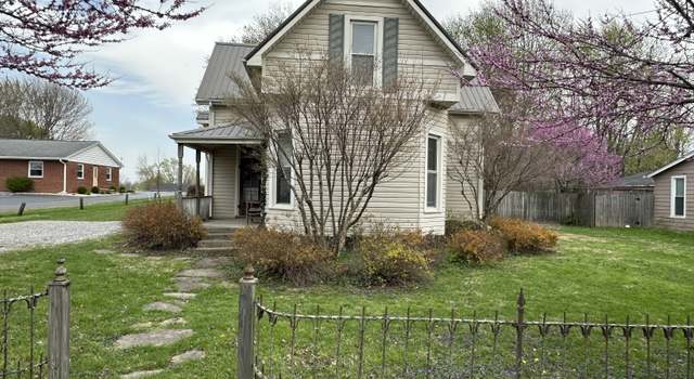Photo of 202 1st St, New Market, IN 47965