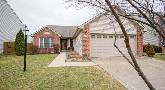 Photo of 18977 Prairie Crossing Dr, Noblesville, IN 46062