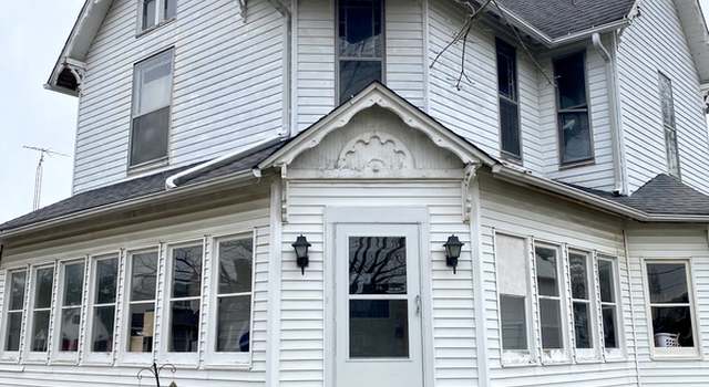 Photo of 125 N Washington St, Ladoga, IN 47954