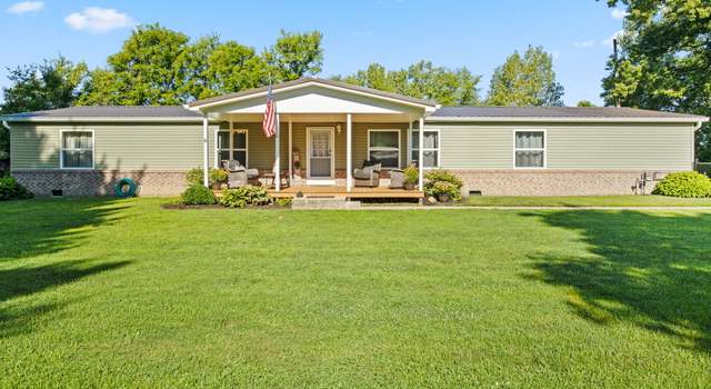 Photo of 48 W Adams Brick Ave, Martinsville, IN 46151