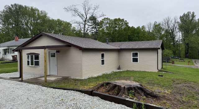 Photo of 316 W Keeling St, Veedersburg, IN 47987