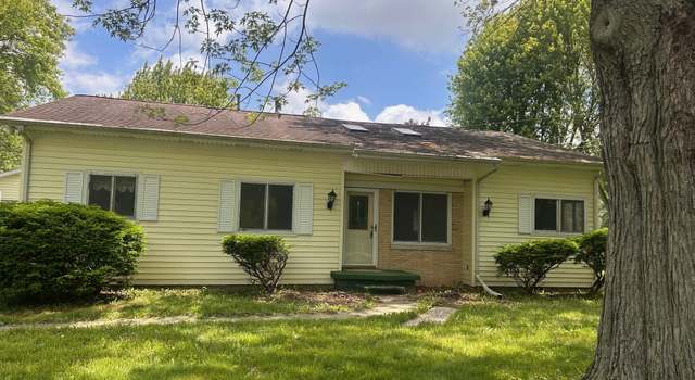 Photo of 208 Winding Dr, Alexandria, IN 46001