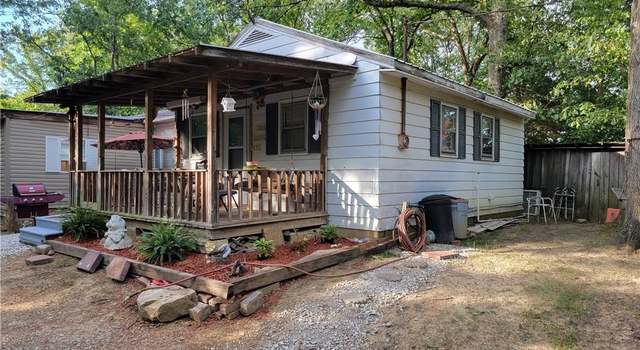 Photo of 52 E Delaney Millport Rd, Vallonia, IN 47281