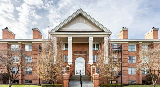 Photo of 8650 Jaffa Ct Dr W #12, Indianapolis, IN 46260