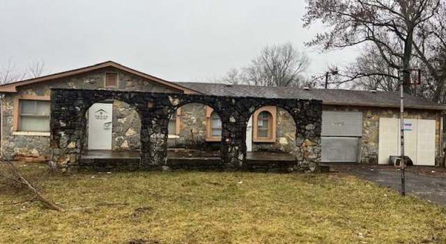 Photo of 5760 Grandview Dr, Indianapolis, IN 46228