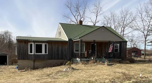 Photo of 2101 Mitten Rd, Bowling Green, IN 47833