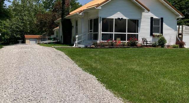 Photo of 965 Dixie Hill Rd, Spencer, IN 47460