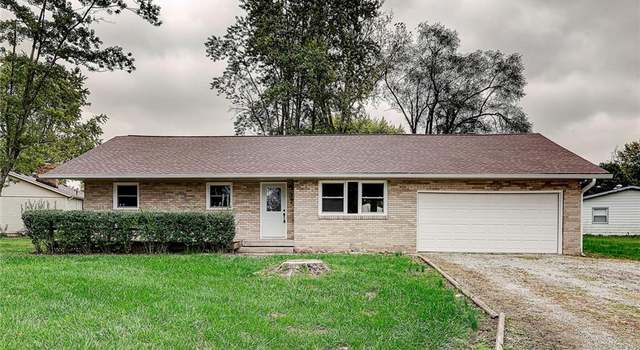 Photo of 37 Circle Dr, Chesterfield, IN 46017