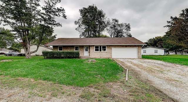Photo of 37 Circle Dr, Chesterfield, IN 46017
