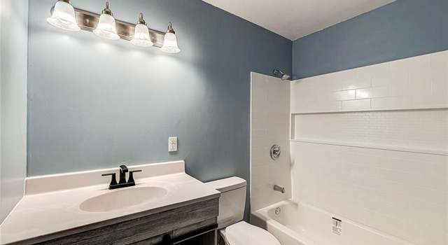 Photo of 37 Circle Dr, Chesterfield, IN 46017