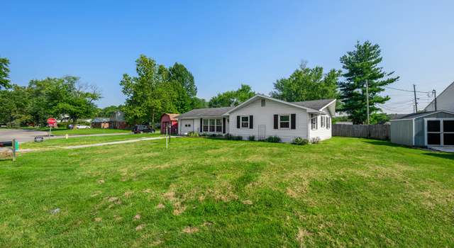 Photo of 801 Brookhaven Dr, Seymour, IN 47274