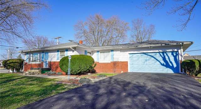 Photo of 675 Chestnut Ln, Greenfield, IN 46140