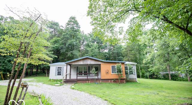 Photo of 989 Wildwood Rd, North Vernon, IN 47265