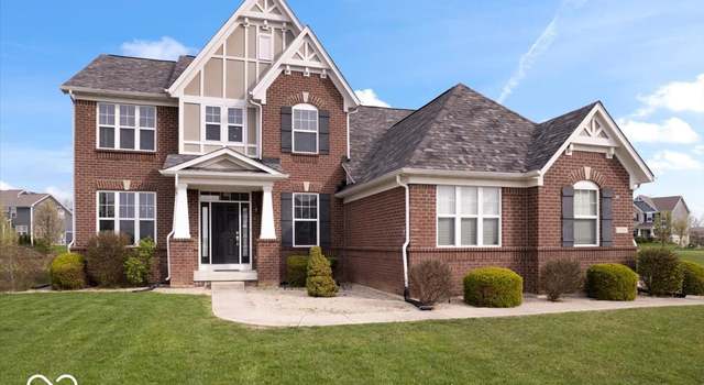 Photo of 1243 Colinbrook Cir, Greenwood, IN 46143
