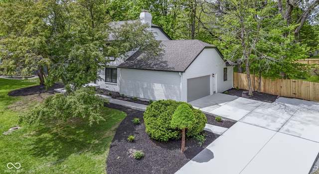Photo of 16 Maplecrest Dr, Carmel, IN 46033
