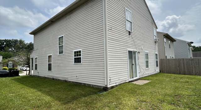 Photo of 4264 Village Trace Dr, Indianapolis, IN 46254