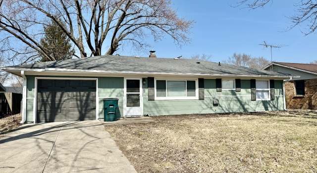 Photo of 2308 W Surrey Dr, Muncie, IN 47304