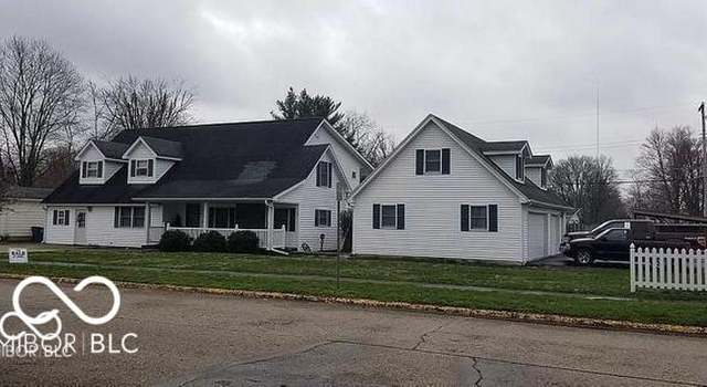 Photo of 614 W Main St, Farmersburg, IN 47850