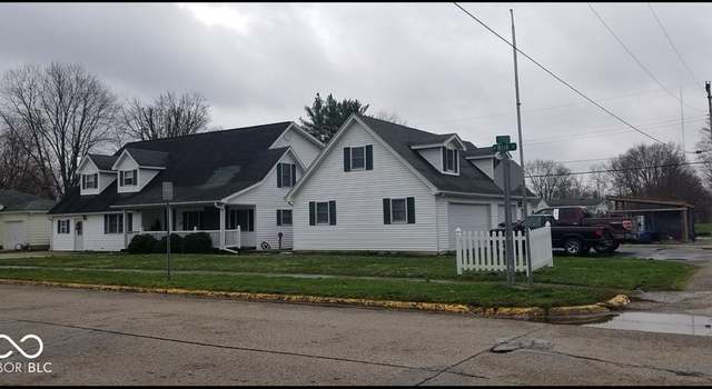 Photo of 614 W Main St, Farmersburg, IN 47850