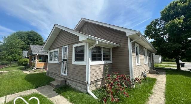 Photo of 1527 Main St, Beech Grove, IN 46107
