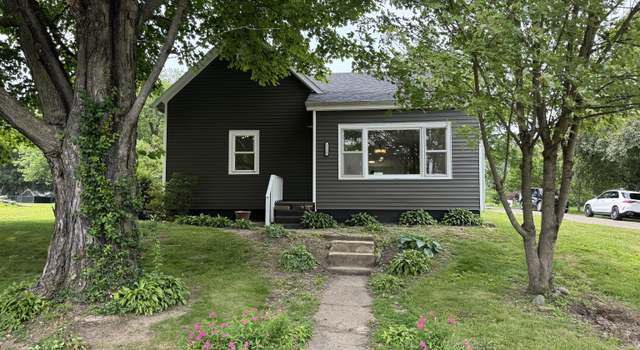 Photo of 1114 N College St, Veedersburg, IN 47987