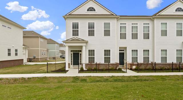 Photo of 517 Steinbeck Pl, Carmel, IN 46032
