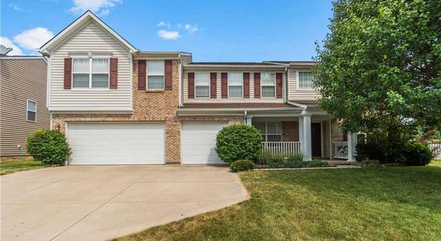 Photo of 3675 Pickwick Cir, Plainfield, IN 46168