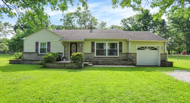 Photo of 7600 S Oak Dr, Indianapolis, IN 46227