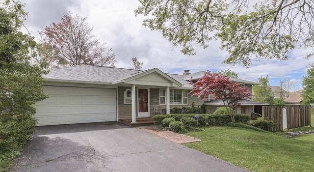 Photo of 8903 Maple Hill Dr, Indianapolis, IN 46239