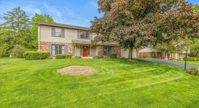 Photo of 6530 Kingswood Dr, Indianapolis, IN 46256