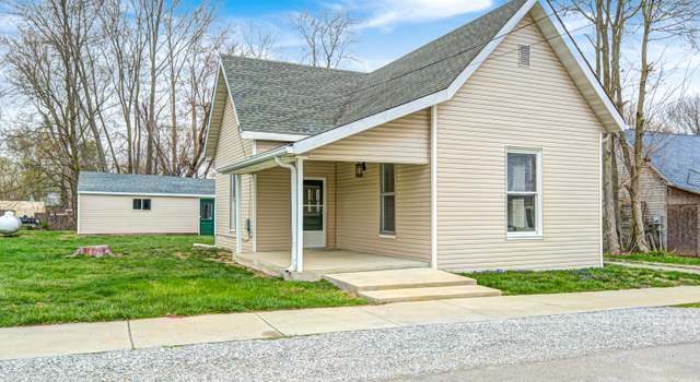 Property at 156 S Cross St, Clayton, IN 46118, 2 beds, 1 bath