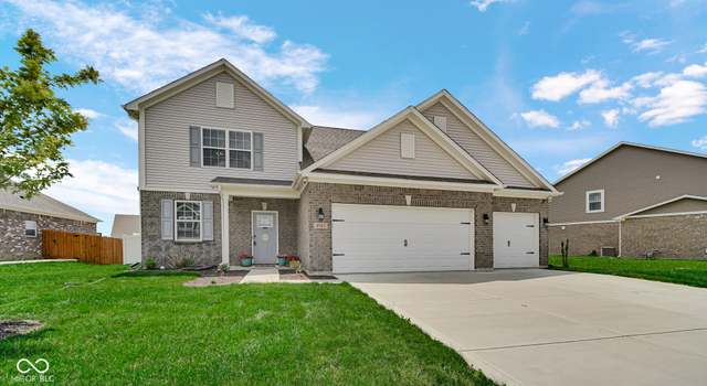 Photo of 4763 W Tradwell Dr, New Palestine, IN 46163